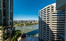 Lux 18Th Floor 2Br 2Bath, River View, Pool, Spa, Sauna, Gym, Wifi,
